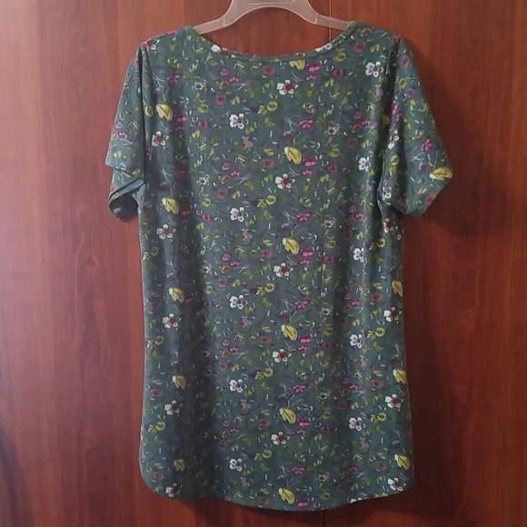 LuLaRoe Simply Comfortable Irma tunic size large - Picture 4 of 5